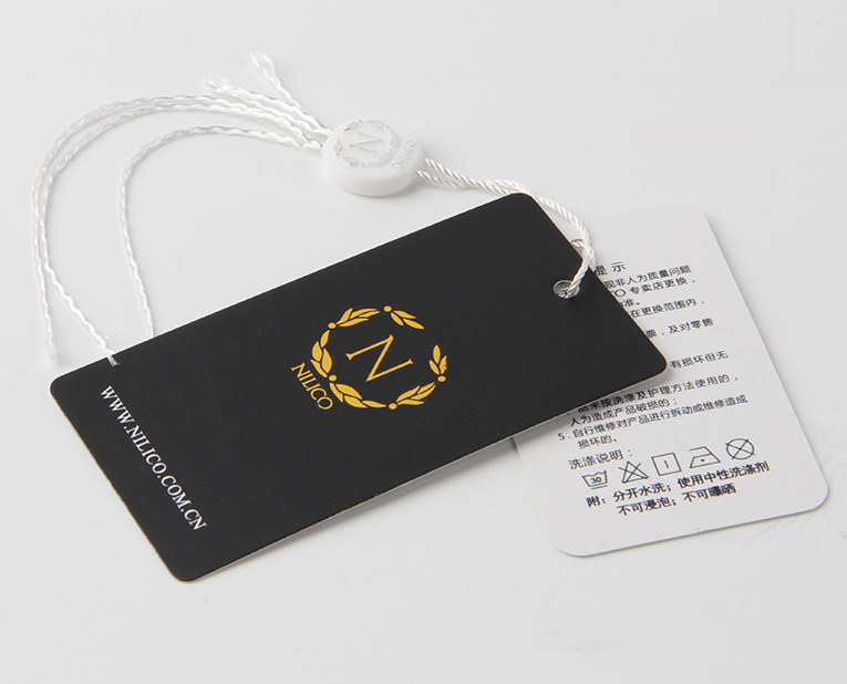 襯衫吊牌如果使用燙金工藝，工廠的老師傅對(duì)這1點(diǎn)很在意