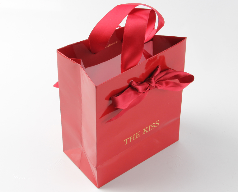 高檔禮品袋廠統(tǒng)計01年以來，絲印技術(shù)的起伏市場